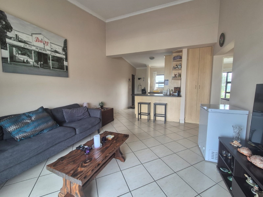 To Let 2 Bedroom Property for Rent in Burgundy Estate Western Cape